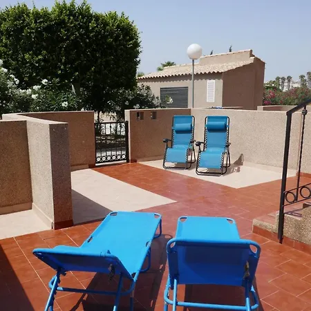 Casa Punta Prima דירה *